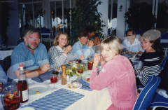 015_A_Lunch_Party_2