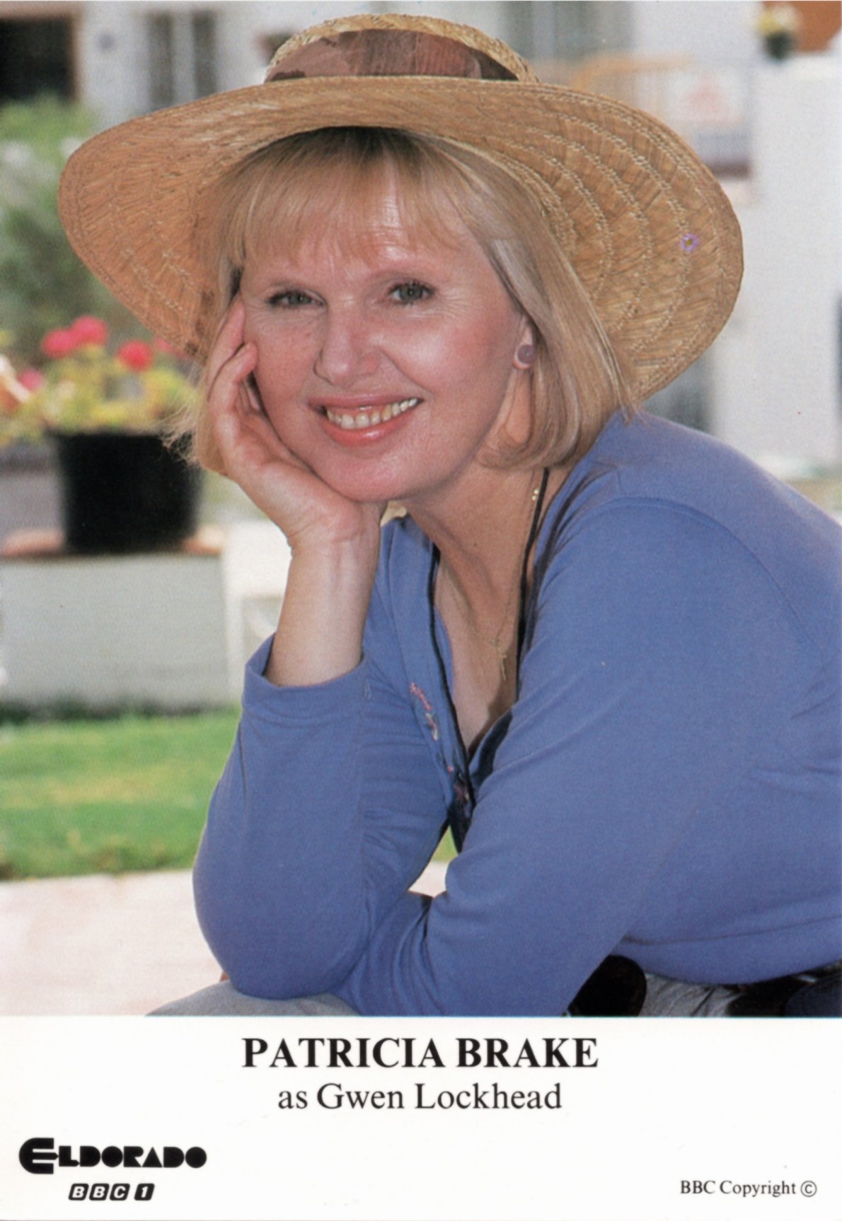 Gwen Lockhead is played by Patricia Brake